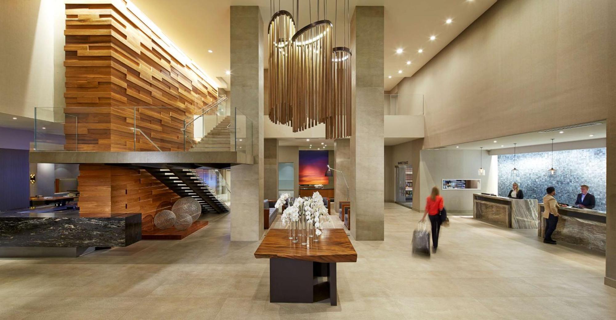 Hilton San Diego Mission Valley Экстерьер фото